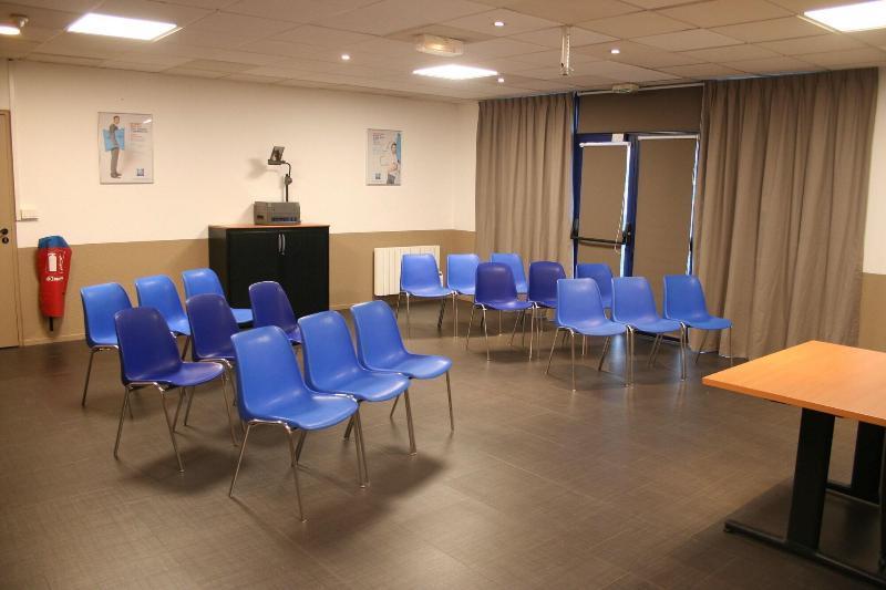 Ibis Budget Marne La Vallee Pontault Combault Exterior foto