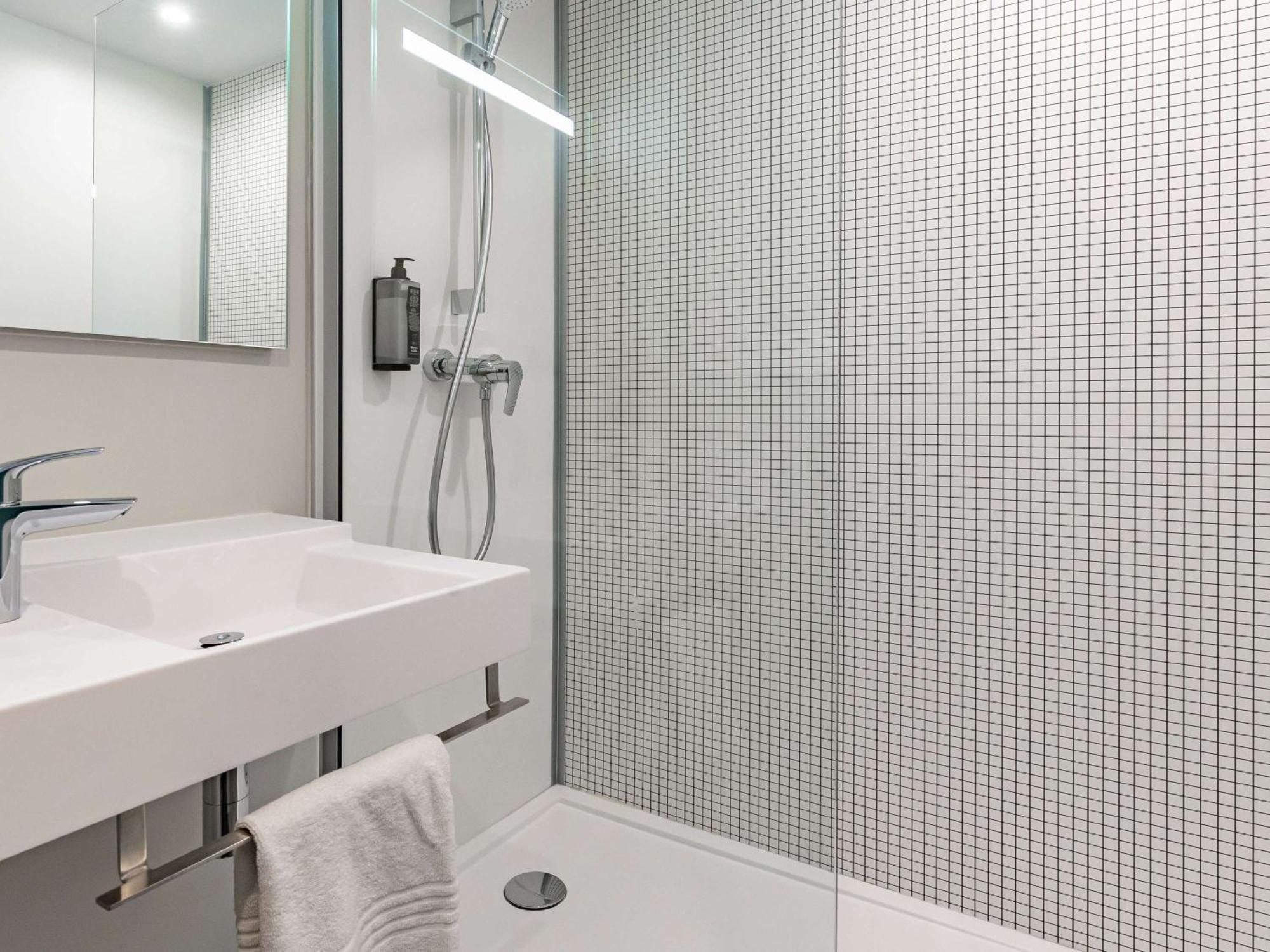 Ibis Budget Marne La Vallee Pontault Combault Exterior foto