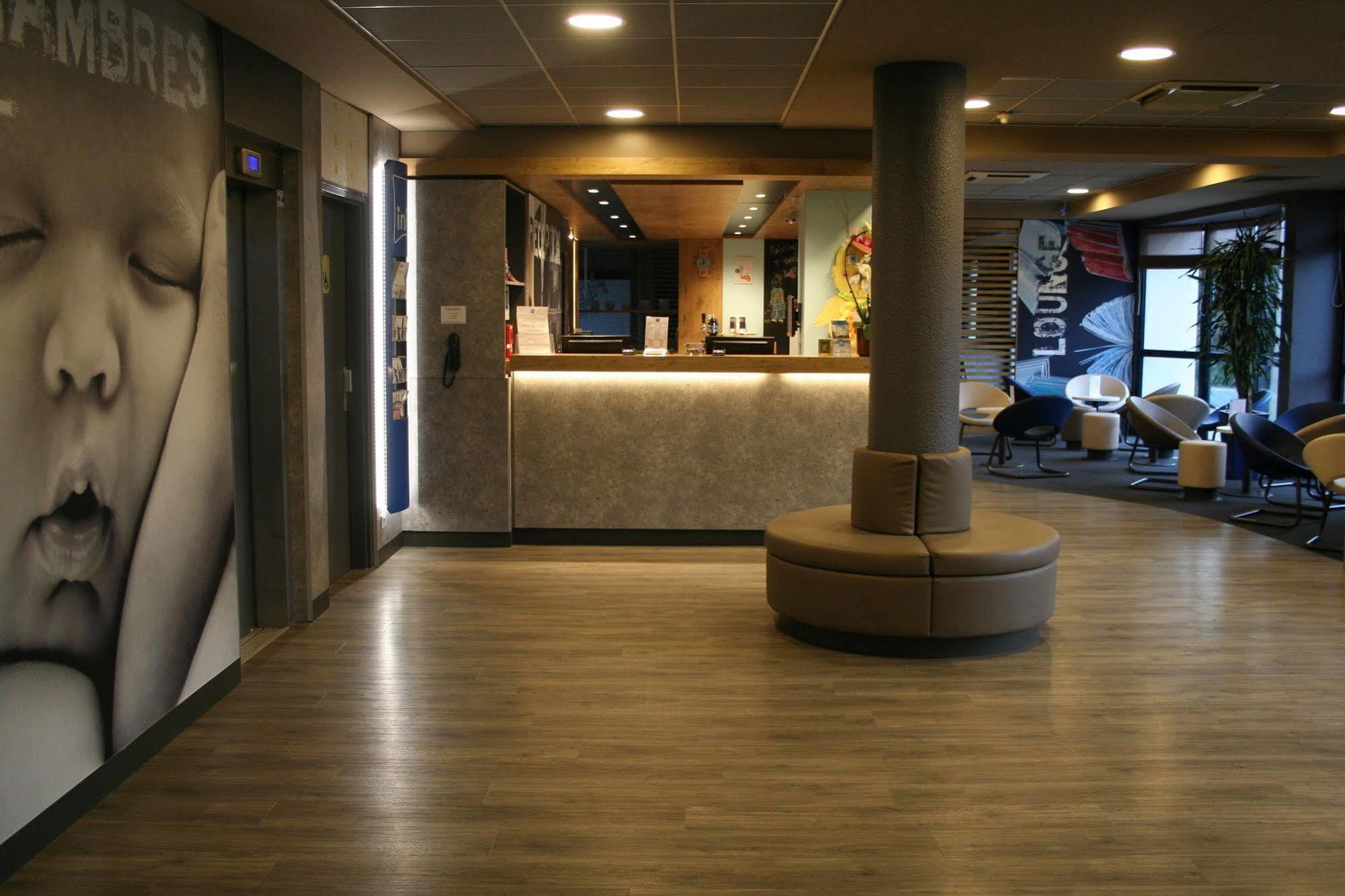 Ibis Budget Marne La Vallee Pontault Combault Exterior foto