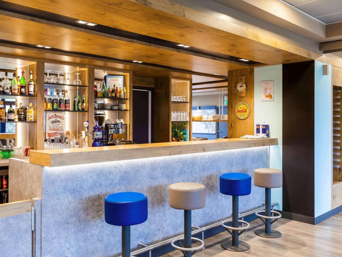 Ibis Budget Marne La Vallee Pontault Combault Exterior foto